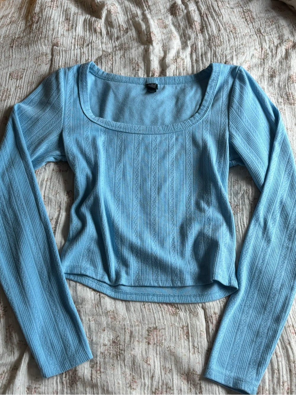 wild fable Light Blue Long Sleeve Scoop Neck Top